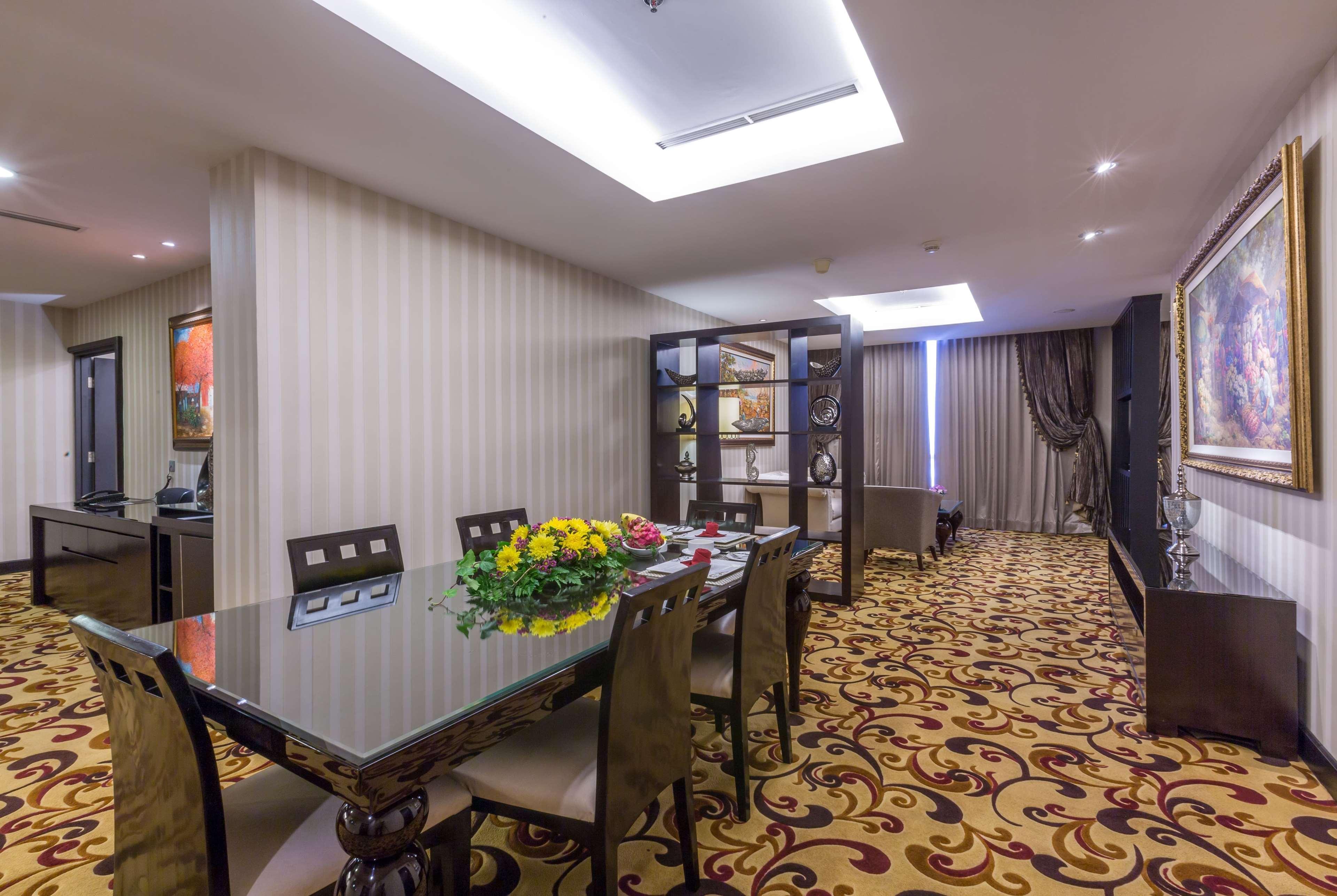 Hotel Wyndham Surabaja Zewnętrze zdjęcie